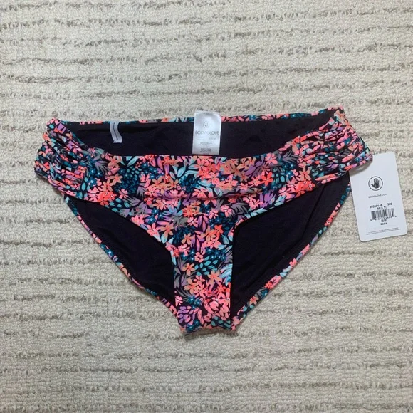 Body Glove brand bikini set - Picture 8 of 12